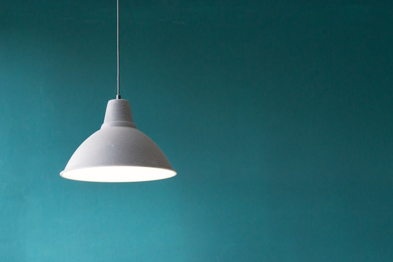 Eclipse Sphere Lamp